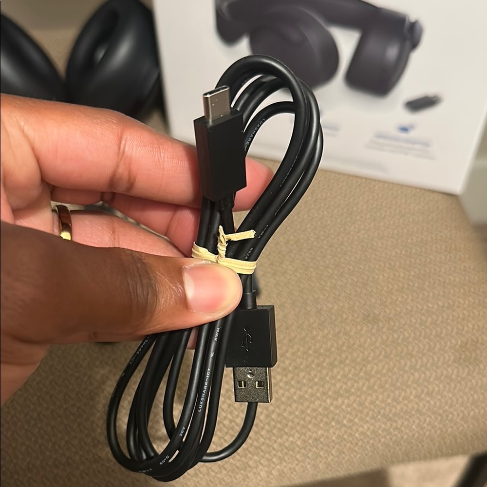 PlayStation Pulse 3D Wireless Headset - Picture 14 of 16
